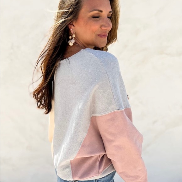 NWT oversized Fate Color block Swestshirt - Picture 3 of 9